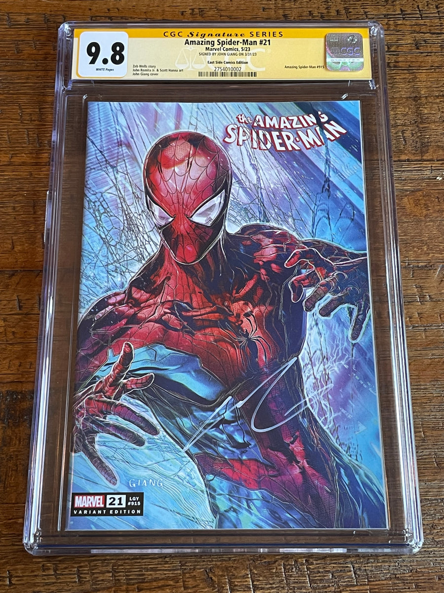AMAZING SPIDER-MAN #21 CGC SS 9.8 JOHN GIANG SIGNED EXCL VARIANT
