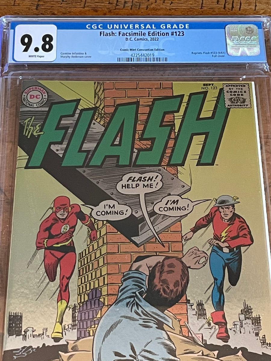 FLASH 123 CGC 9.8 FACSIMILE "FOIL" MEGACON EXCLUSIVE VARIANT 1st DC M East Side Comics