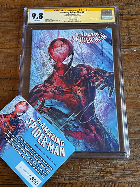 AMAZING SPIDER-MAN #21 CGC SS 9.8 JOHN GIANG SIGNED EXCL VARIANT LIMITED TO 800