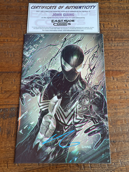 AMAZING SPIDER-MAN #17 JOHN GIANG SIGNED COA MEGACON VIRGIN VARIANT-B