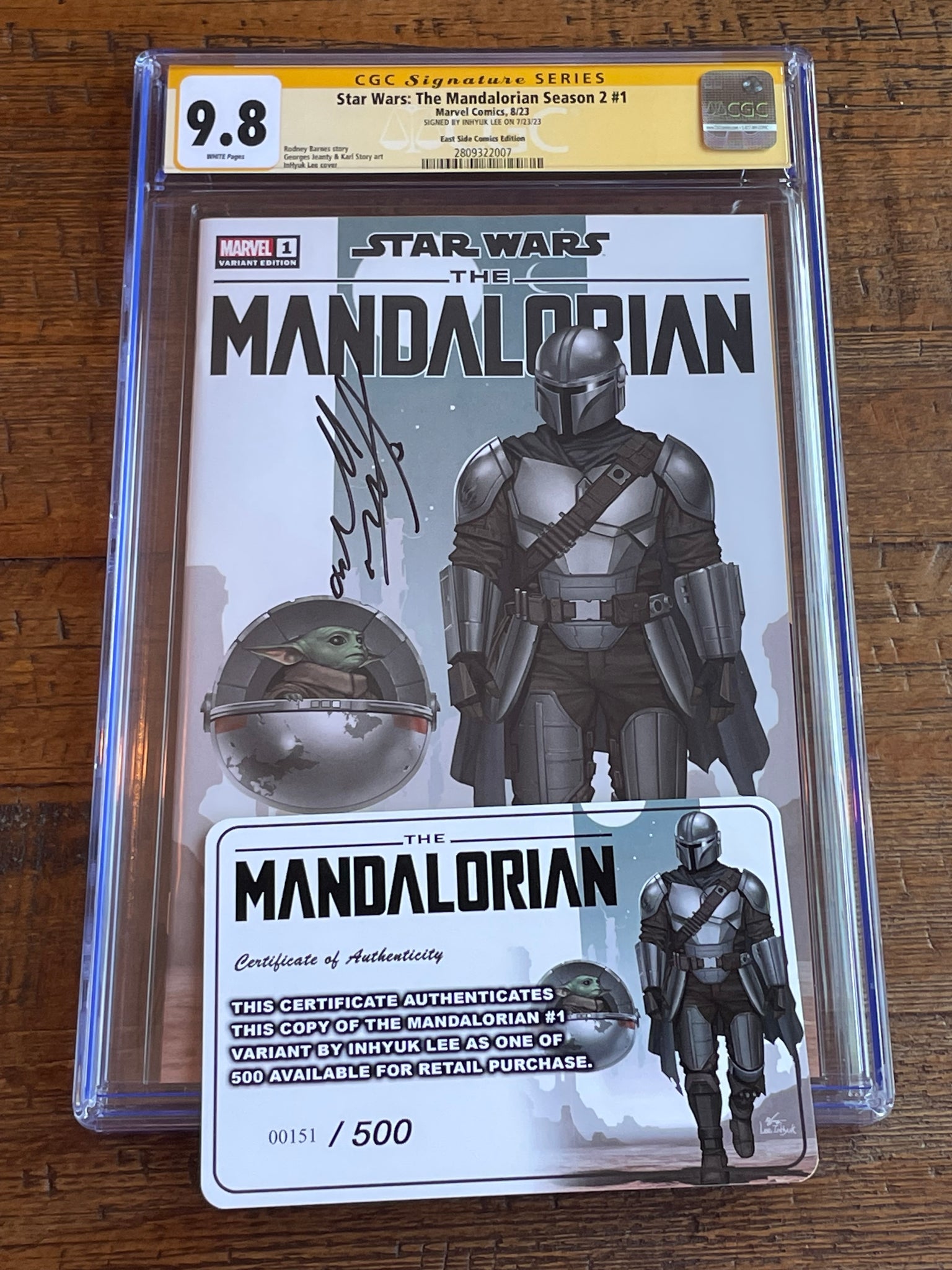 STAR WARS THE MANDALORIAN SEASON-2 #1 CGC SS 9.8 INHYUK LEE SIGNED EXCL VARIANT LIMITED to 500
