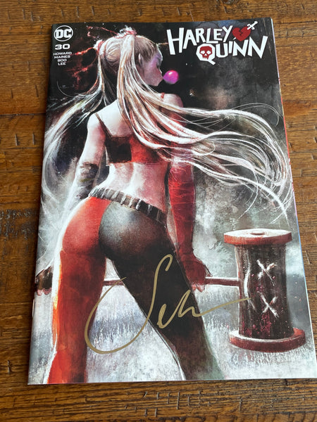 HARLEY QUINN #30 SEB MCKINNON SIGNED EXCL VARIANT LIMITED TO 800 W/ COA