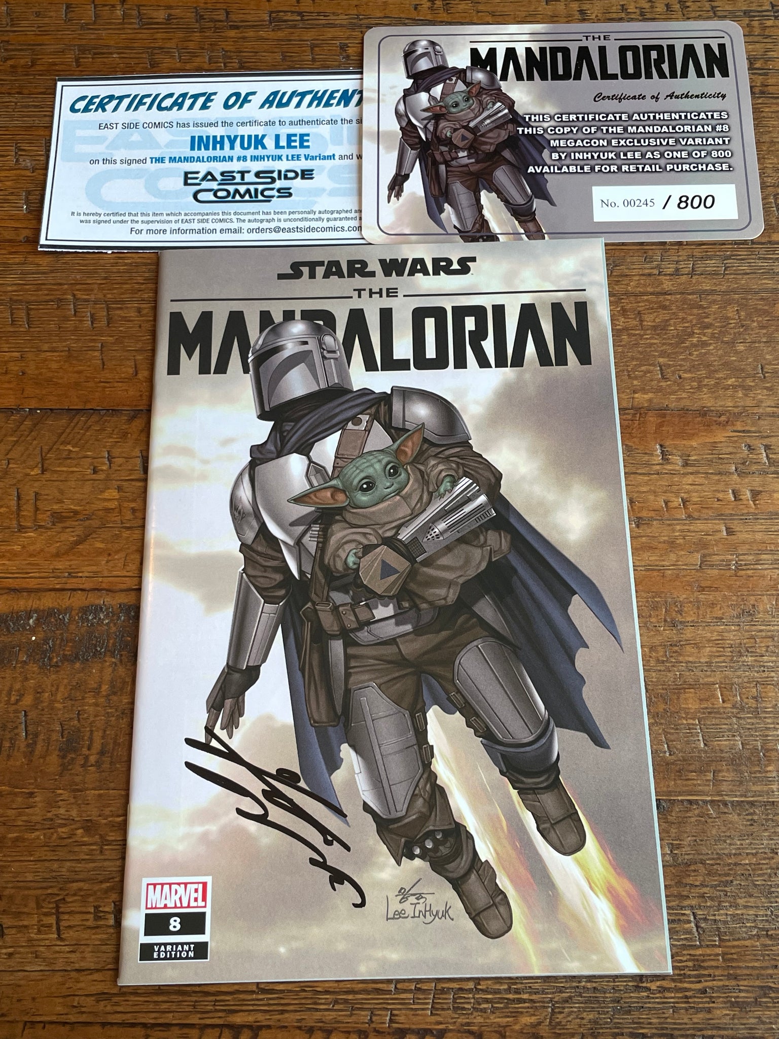 THE MANDALORIAN #8 INHYUK LEE SIGNED MEGACON EXCL VARIANT LE to 800 W/ COA