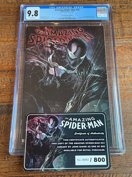 AMAZING SPIDER-MAN #33 CGC 9.8 JOHN GIANG HOMAGE EXCL LIMITED TO 800 VARIANT