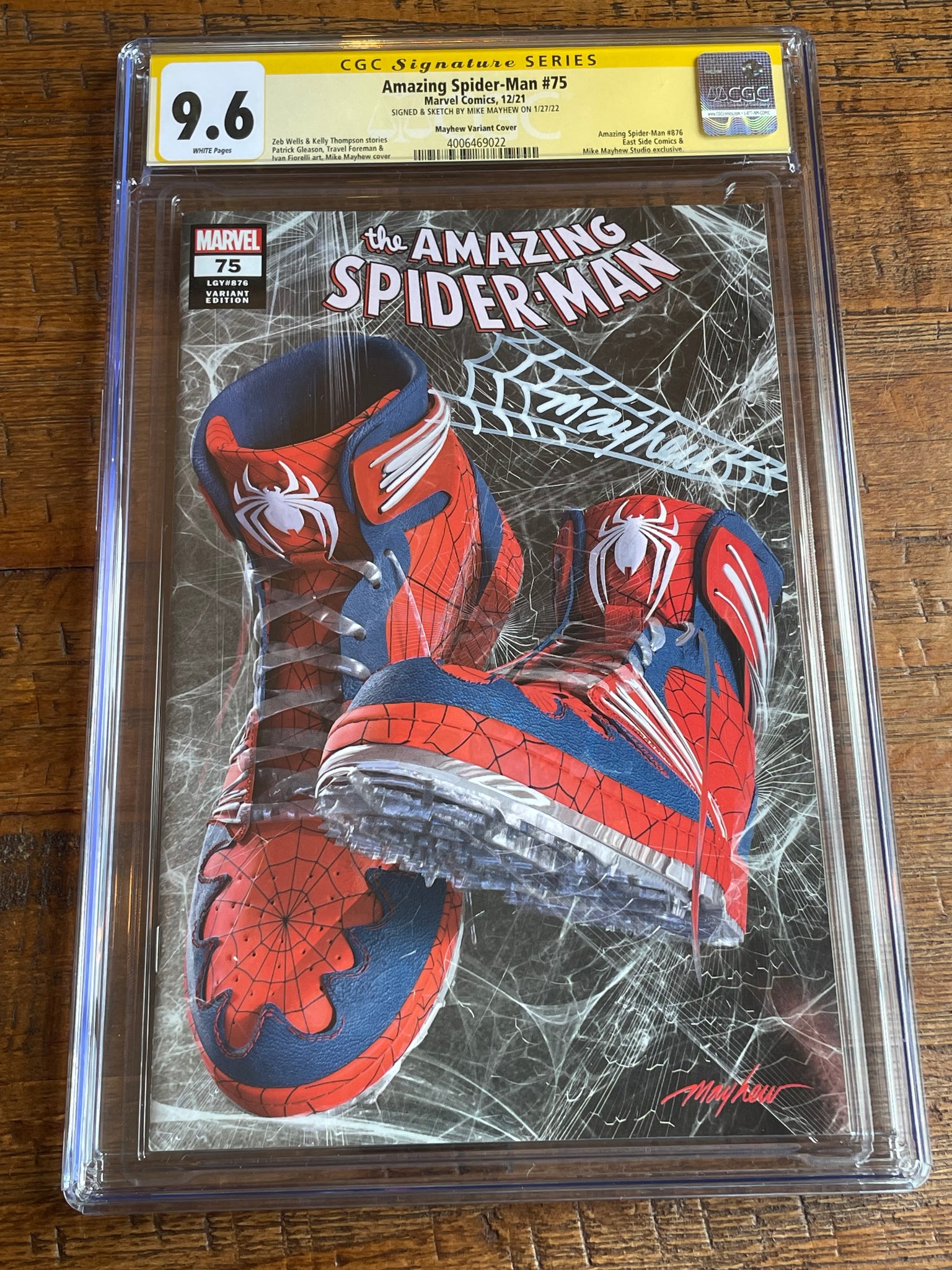 AMAZING SPIDER-MAN #75 CGC SS 9.6 MIKE MAYHEW THWIP SIGNED SKETCH SNEAKER TRADE DRESS VARIANT-A