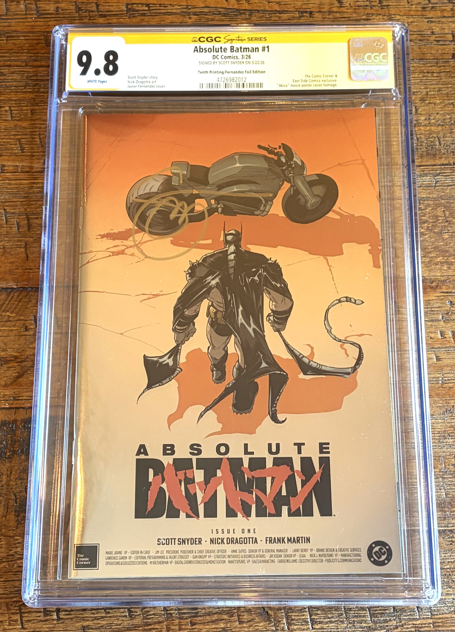 ABSOLUTE BATMAN #1 CGC SS 9.8 SCOTT SNYDER SIGNED FERNANDEZ EXCL