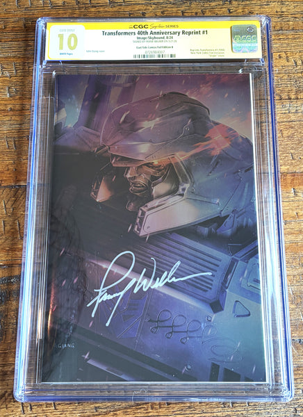 TRANSFORMERS 40th ANNIVERSARY #1 CGC SS 10 FRANK WELKER SIGNED JOHN GIANG EXCL MEGATRON "FOIL" VARIANT NOT 9.8