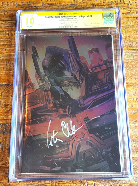 TRANSFORMERS 40th ANNIVERSARY #1 CGC SS 10 PETER CULLEN SIGNED JOHN GIANG EXCL OPTIMUS PRIME "FOIL" VARIANT NOT 9.8
