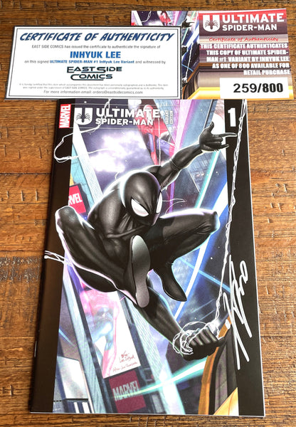 ULTIMATE SPIDER-MAN #1 INHYUK LEE SIGNED BLACK (3rd Print) VARIANT LE TO 800