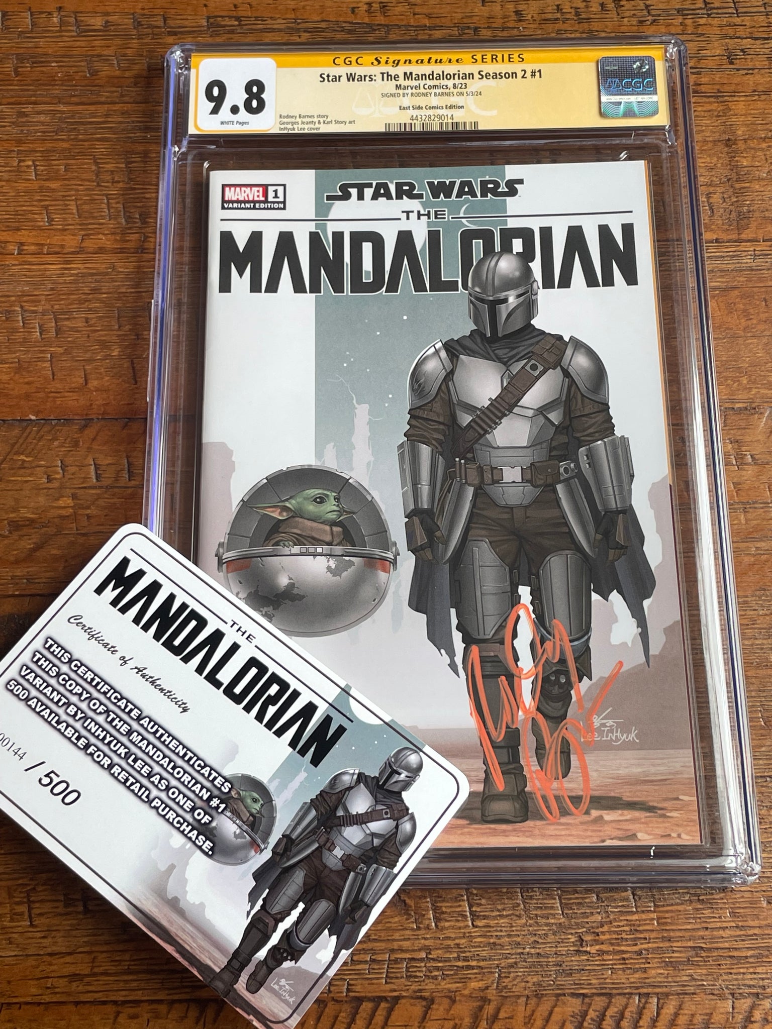 STAR WARS THE MANDALORIAN SEASON-2 #1 CGC SS 9.8 RODNEY BARNES SIGNED INHYUK LEE EXCL VARIANT