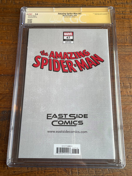 AMAZING SPIDER-MAN #47 CGC SS 9.8 JOHN GIANG SIGNED NEGATIVE VARIANT LTD 600