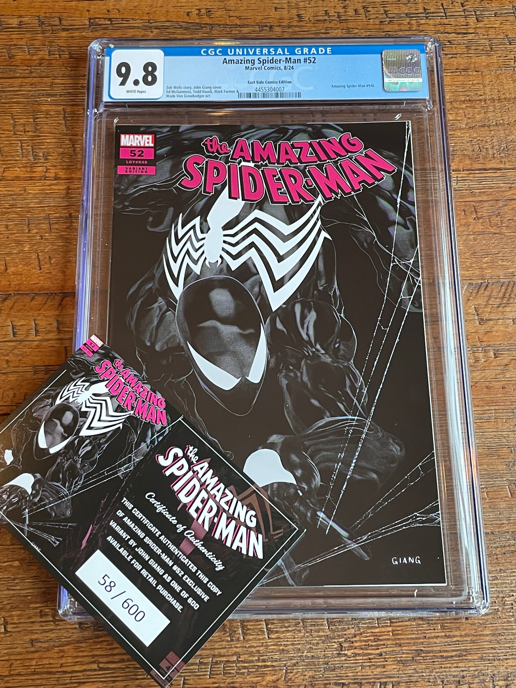 AMAZING SPIDER-MAN #52 CGC 9.8 JOHN GIANG EXCL NEGATIVE VARIANT LE