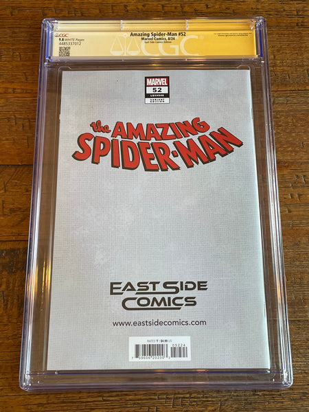 AMAZING SPIDER-MAN #52 CGC SS 9.8 JOHN GIANG SIGNED NEGATIVE VARIANT LTD 600