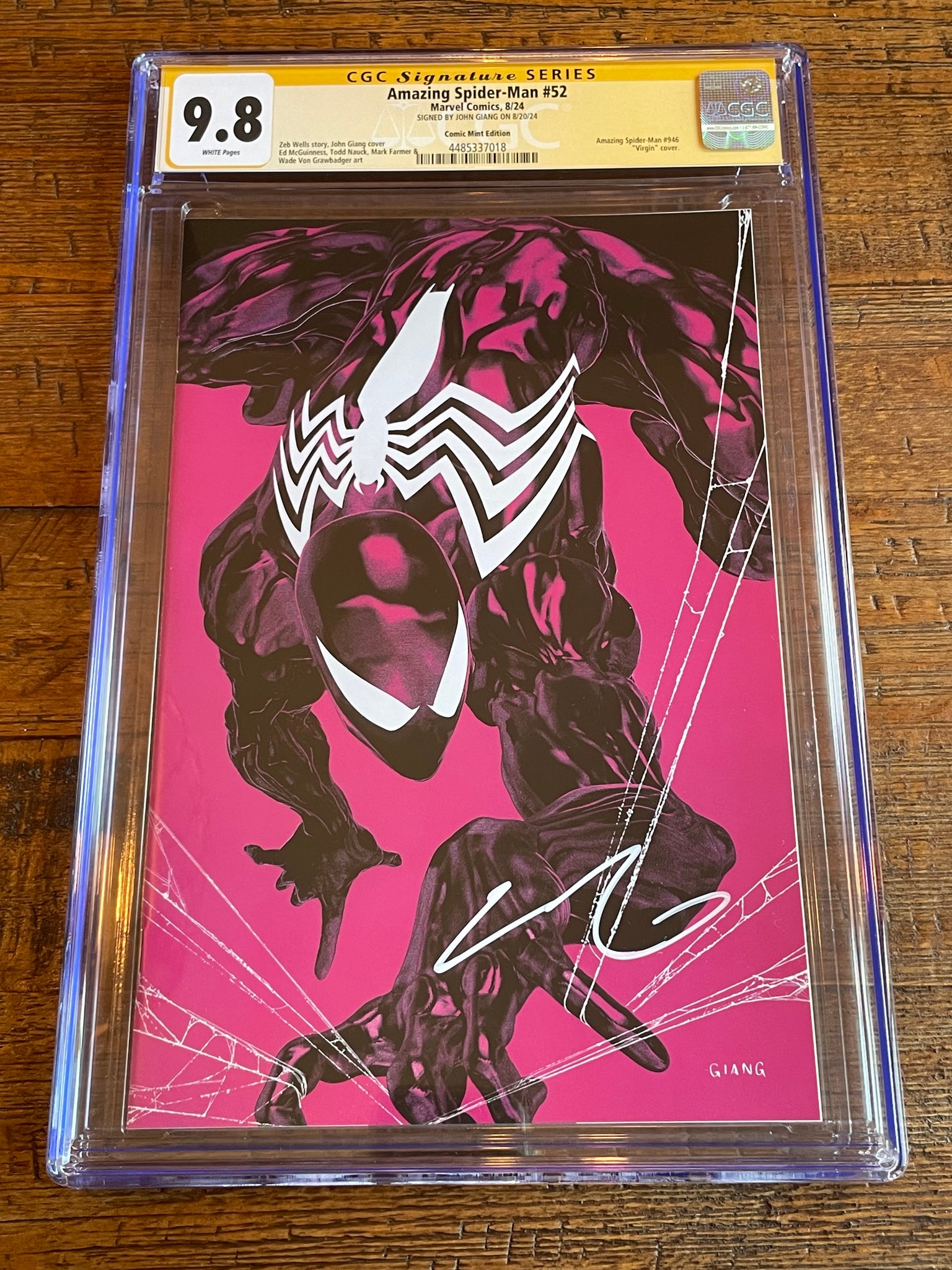 AMAZING SPIDER-MAN #52 CGC SS 9.8 JOHN GIANG SIGNED SDCC EXCL PINK VARIANT LTD 600