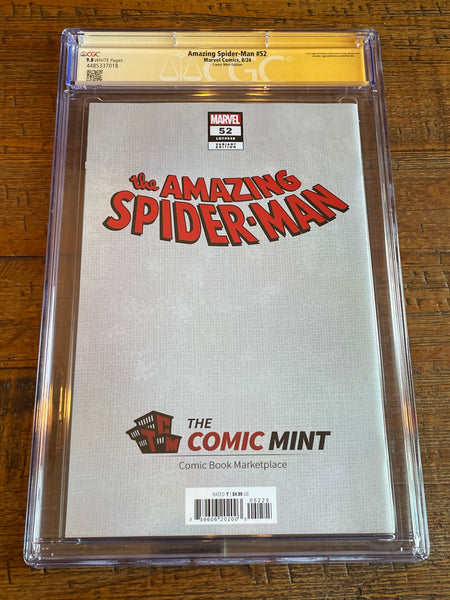 AMAZING SPIDER-MAN #52 CGC SS 9.8 JOHN GIANG SIGNED SDCC EXCL PINK VARIANT LTD 600