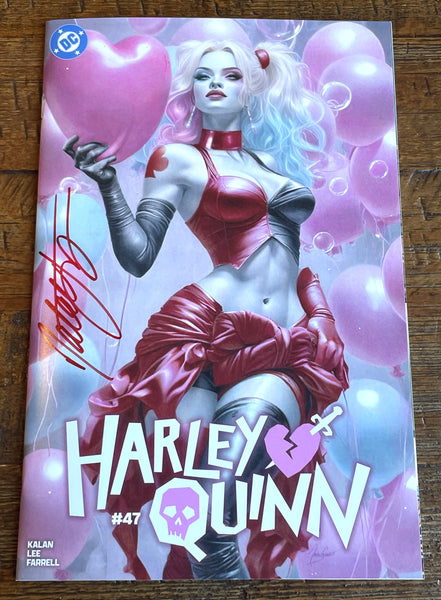 HARLEY QUINN #47 NATALI SANDERS SIGNED W/ COA EXCL VARIANT LTD 1200 COPIES