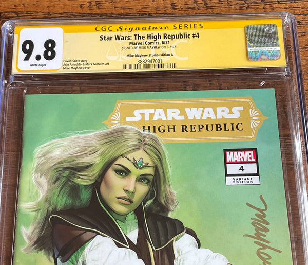 STAR WARS HIGH REPUBLIC #4 CGC SS 9.8 MIKE MAYHEW SIGNED TRADE DRESS VARIANT-A