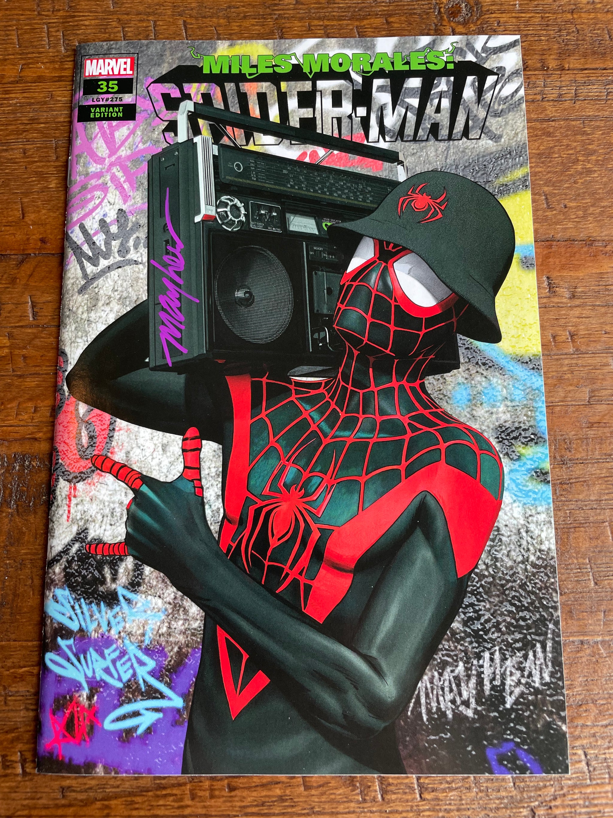 MILES MORALES: SPIDER-MAN #35 MIKE MAYHEW SIGNED COA LL COOL J HIP