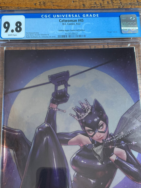 CATWOMAN #45 CGC 9.8 JEEHYUNG LEE FOIL VIRGIN EXCL VARIANT