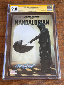 STAR WARS: THE MANDALORIAN #1 CGC SS 9.8 MIKE MAYHEW SIGNED TRADE VARIANT-A