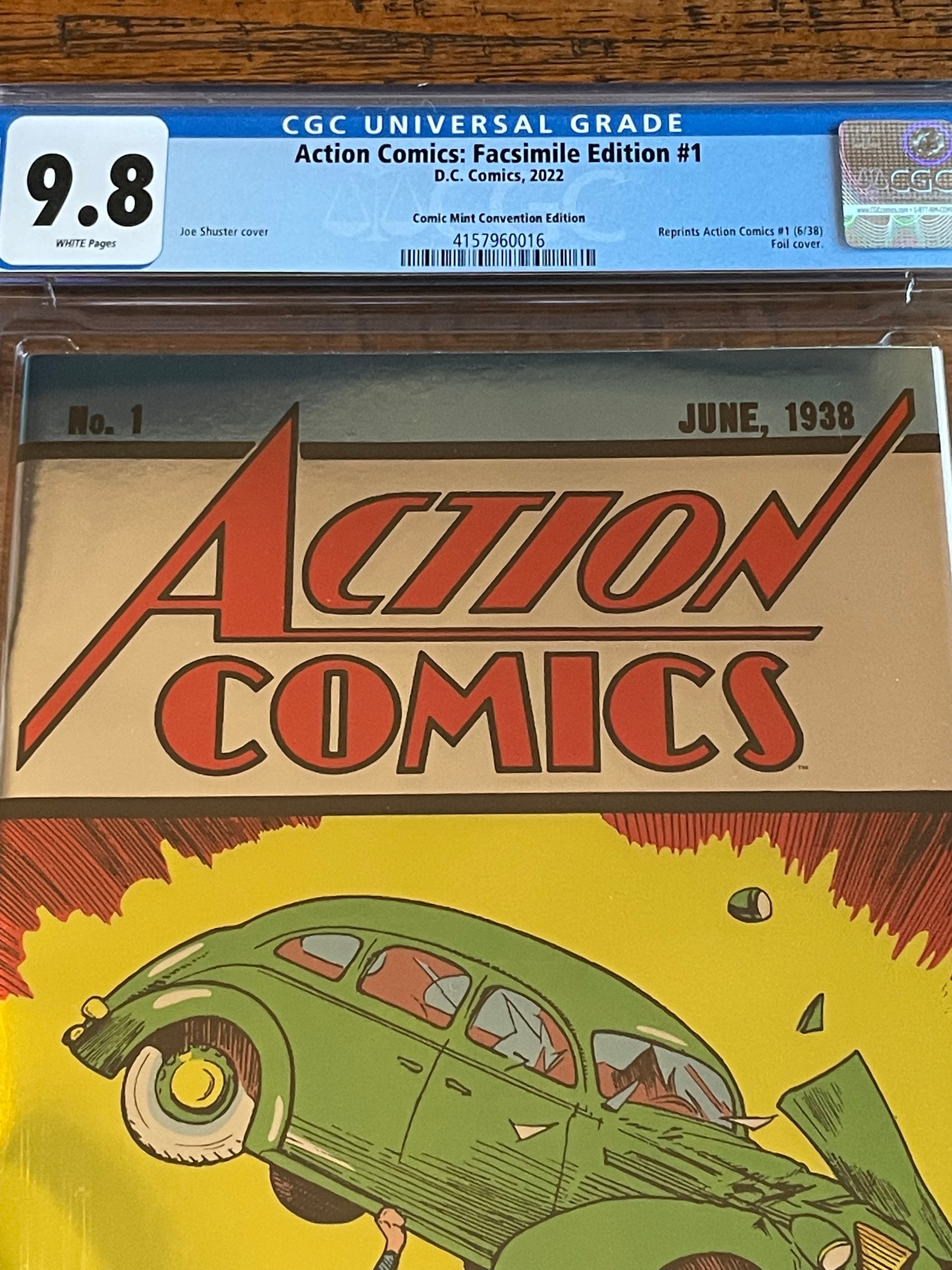 Action comic high quality #1 facsimile cgc 9.8 Superman FA